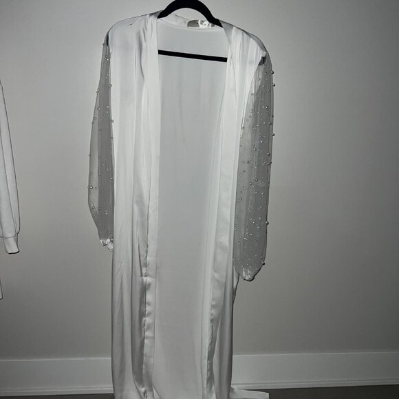 Bridal "Getting Ready" Outfit - Picture 3 of 9